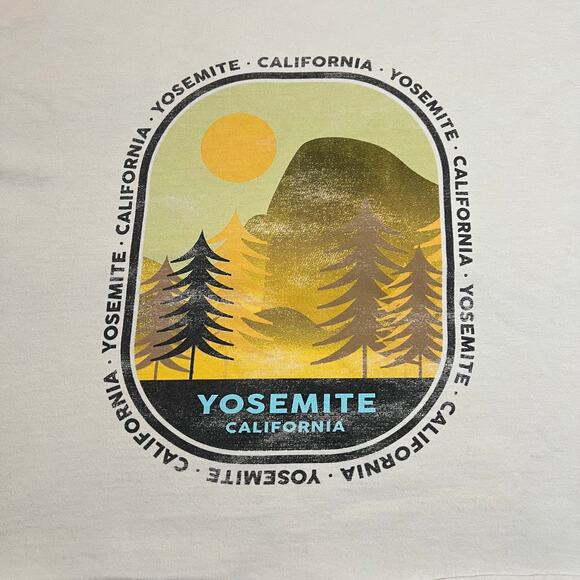 Techstyles Yosemite California Crop Crewneck T-Shirt Size Medium **TINY FLAW** - Picture 5 of 11